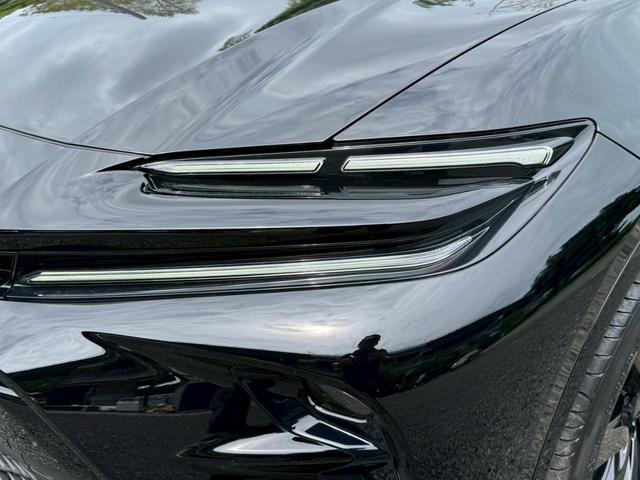 Toyota CROWN SPORT 2025