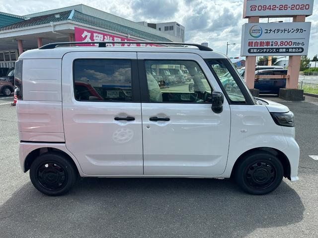 Suzuki SPACIA BASE 2025