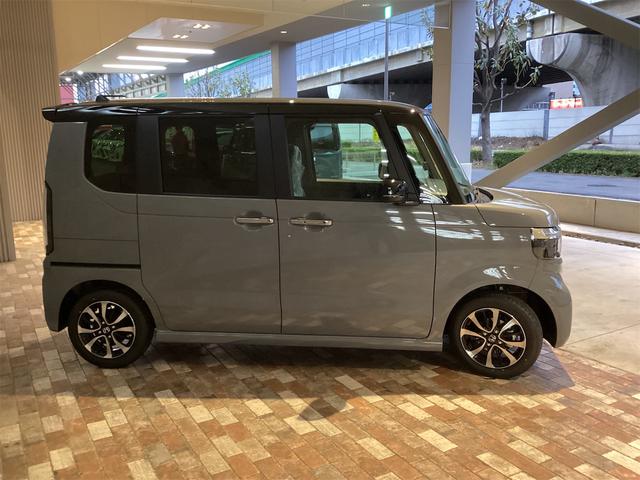 Honda N-BOX CUSTOM 2025