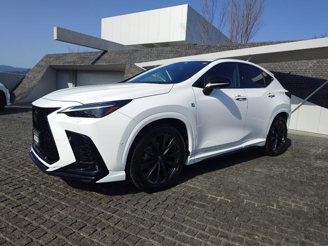 Lexus NX 2023