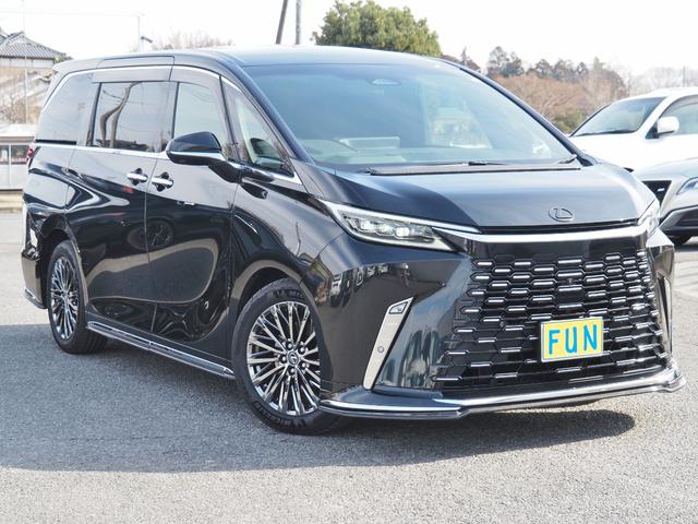 Lexus LM 2024
