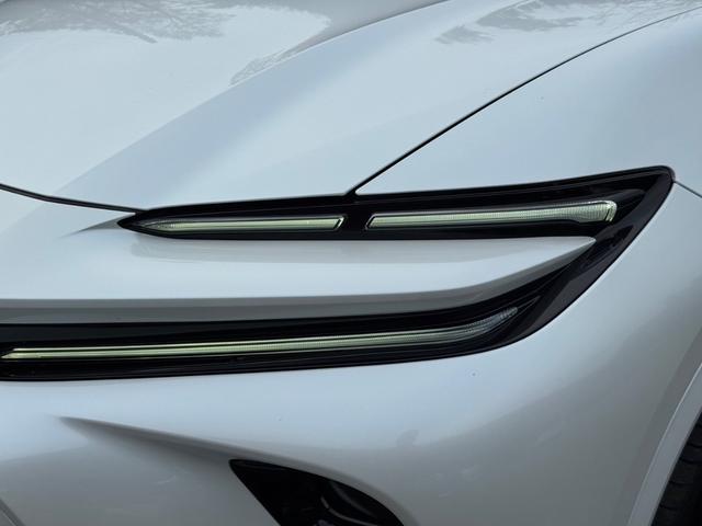 Toyota CROWN SPORT 2024