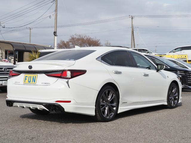 Lexus ES 2019