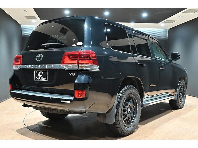 Toyota LAND CRUISER 2020