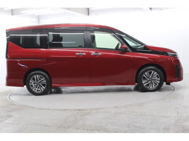 Nissan SERENA 2023