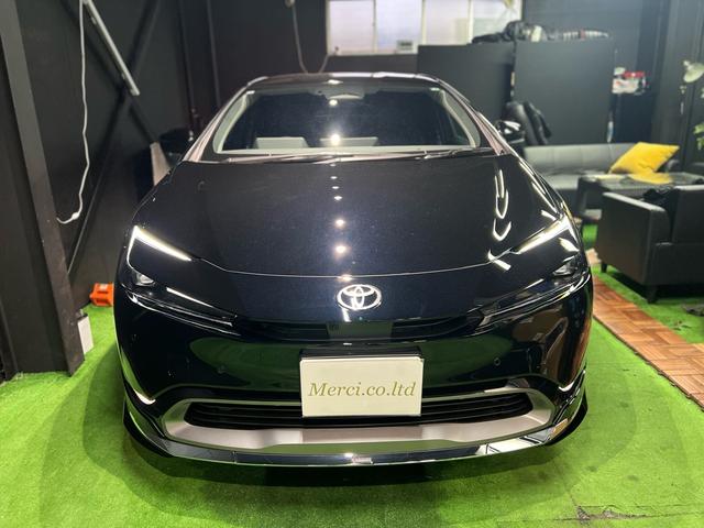 Toyota PRIUS 2025