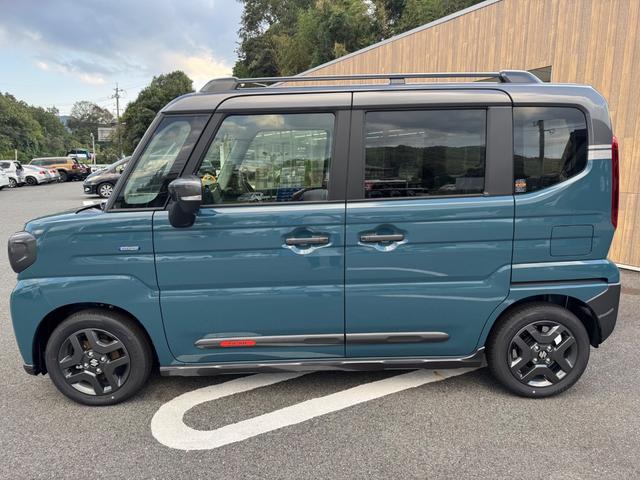 Suzuki SPACIA GEAR 2025