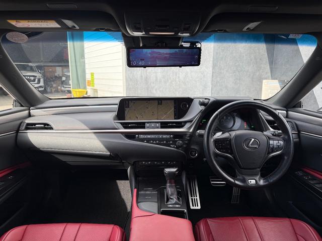 Lexus ES 2019