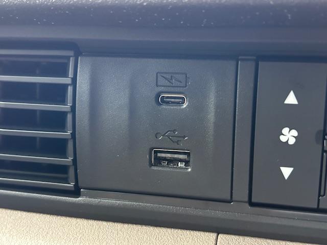 Honda N-BOX JOY 2025