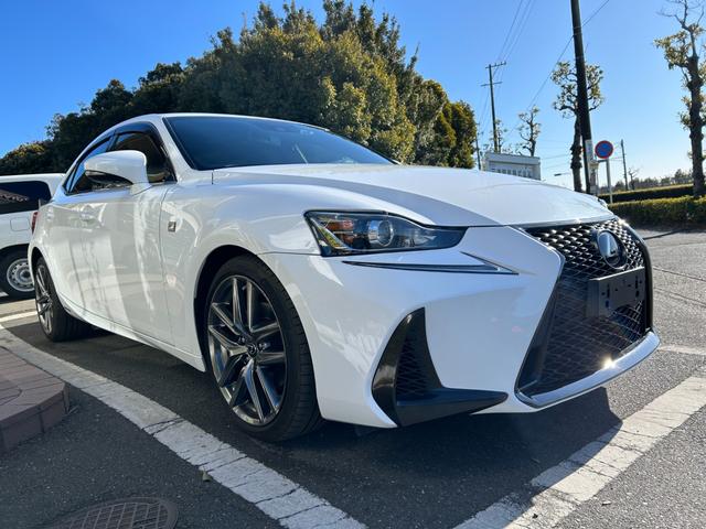 Lexus IS 2017