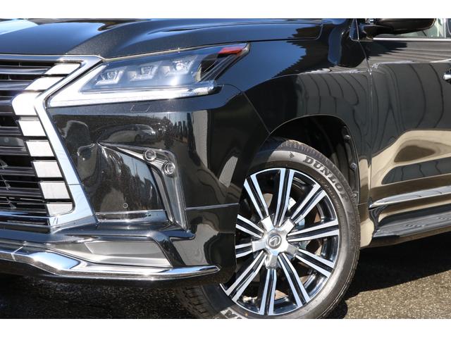 Lexus LX 2021