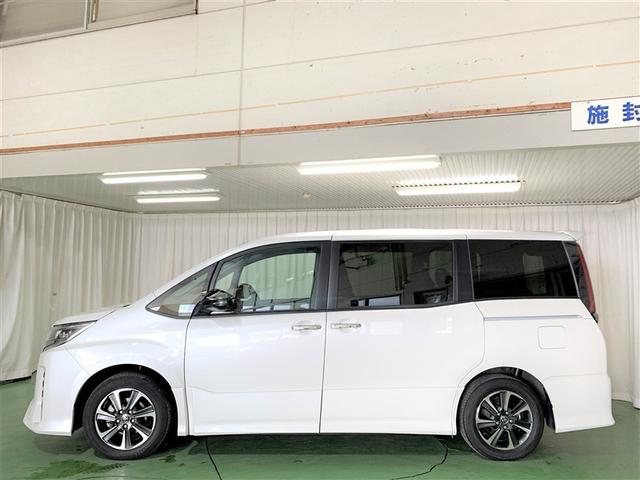 Toyota NOAH 2021