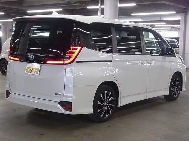 Toyota NOAH 2023