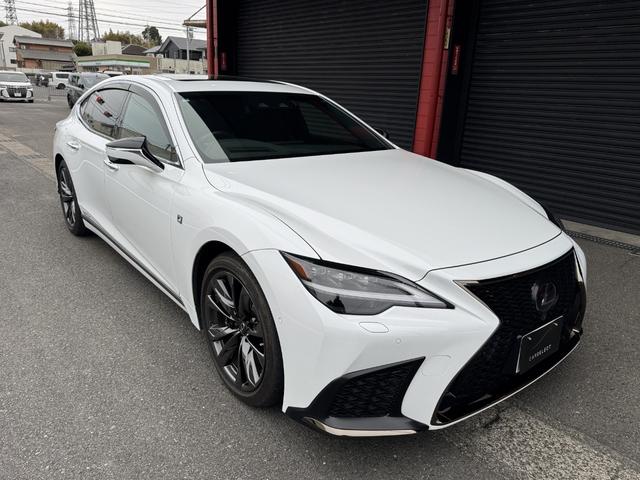 Lexus LS 2021
