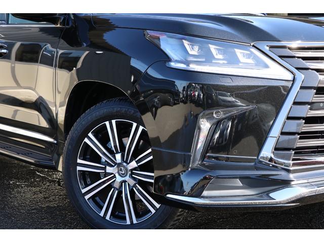 Lexus LX 2021