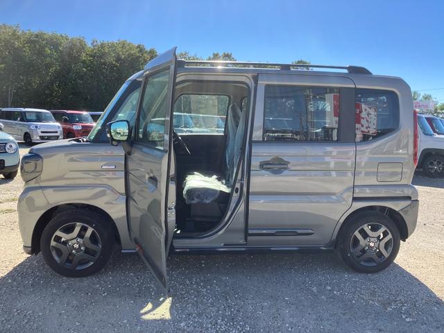 Suzuki SPACIA GEAR 2025