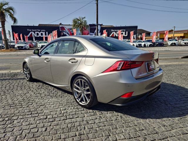 Lexus IS 2013