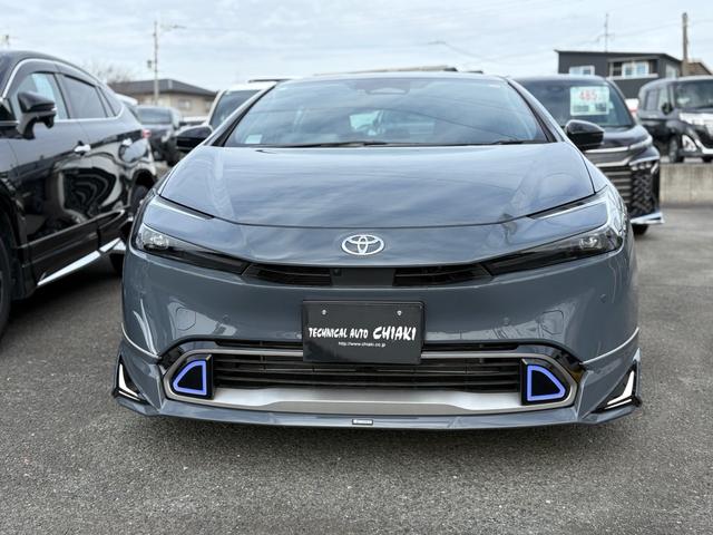 Toyota PRIUS 2023