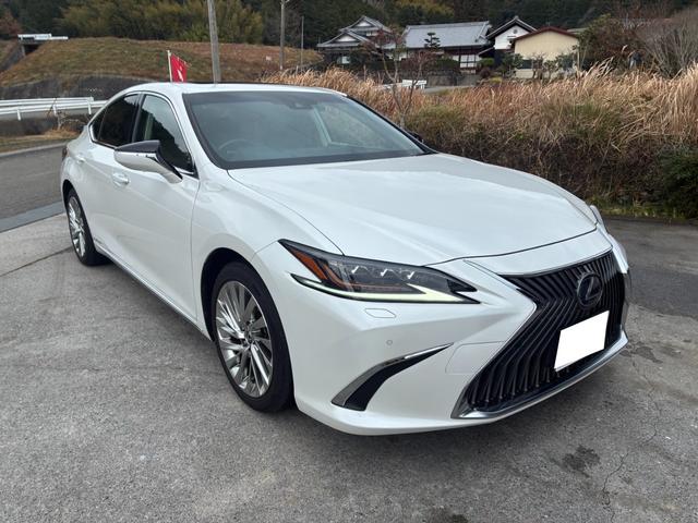 Lexus ES 2019