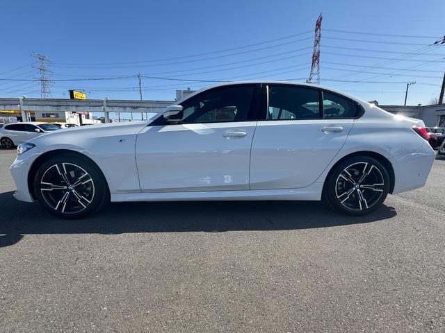 BMW 3 Series 2023