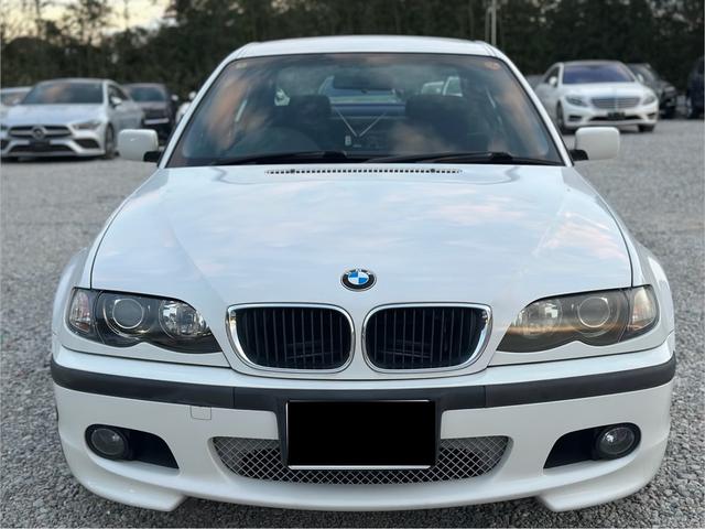 BMW 3 Series 2004