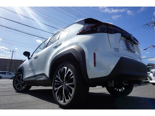 Toyota YARIS CROSS 2025