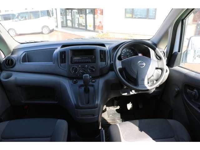 Nissan NV200 VANETTE VAN 2013