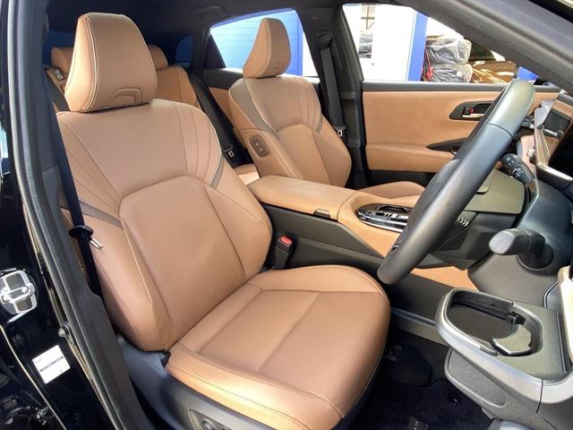 Toyota CROWN SPORT 2024