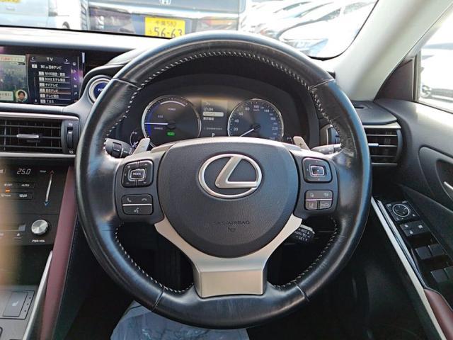Lexus IS 2016