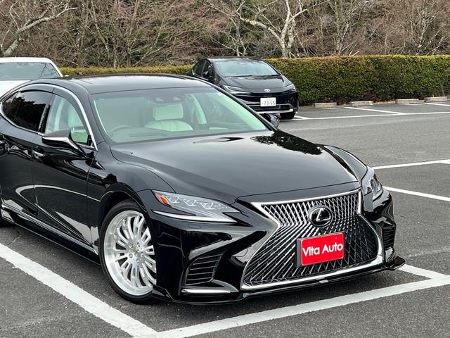Lexus LS 2019