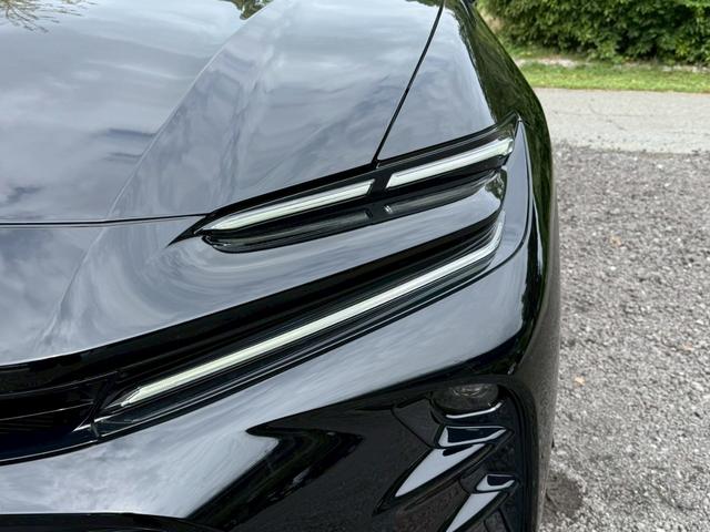 Toyota CROWN SPORT 2025