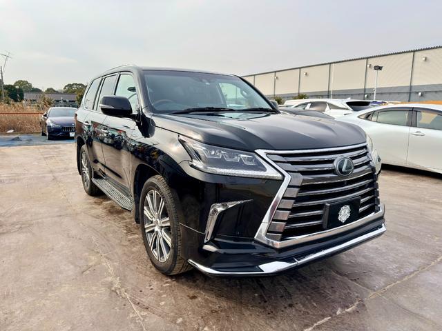 Lexus LX 2016