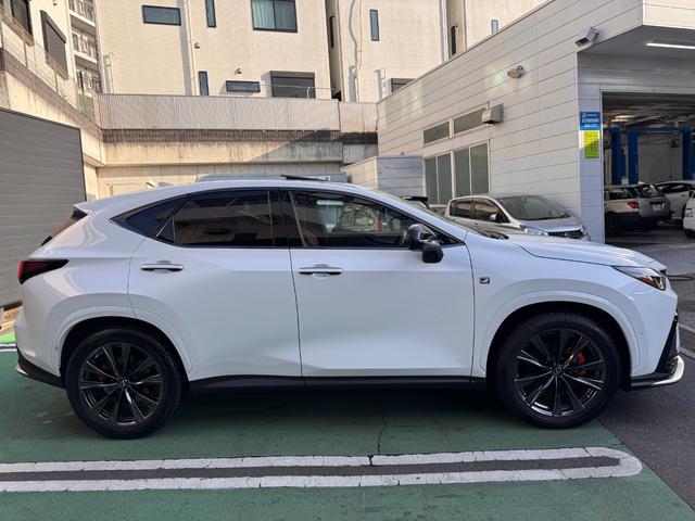 Lexus NX 2023