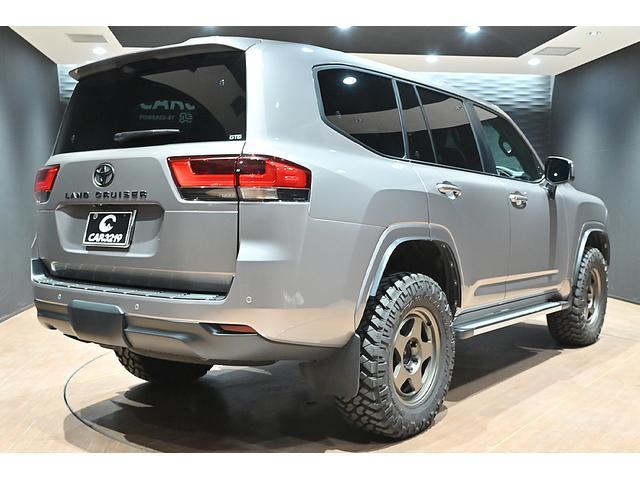 Toyota LAND CRUISER 2023