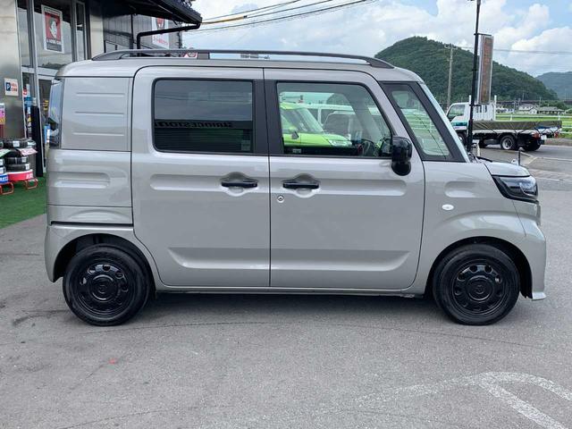 Suzuki SPACIA BASE 2022