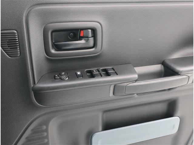 Suzuki SPACIA BASE 2024