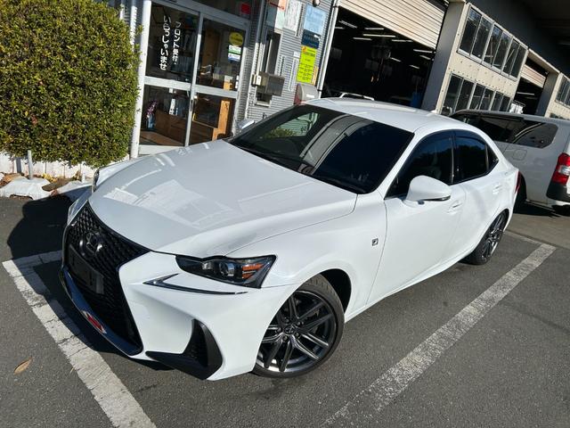 Lexus IS 2017