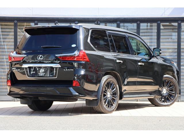 Lexus LX 2018