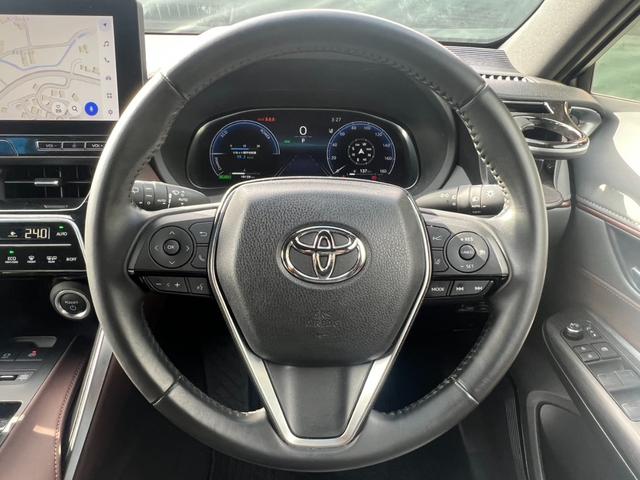 Toyota HARRIER HYBRID 2023