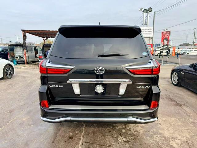 Lexus LX 2016