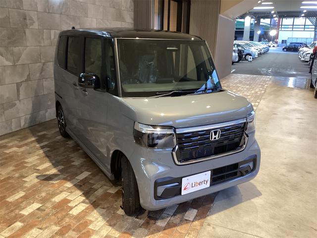 Honda N-BOX CUSTOM 2025