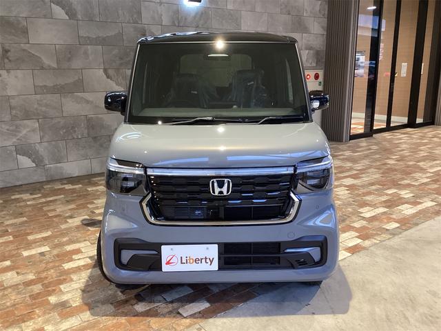 Honda N-BOX CUSTOM 2025