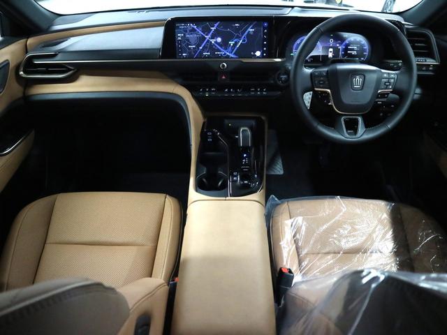 Toyota CROWN SPORT 2025