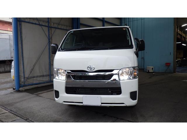 Toyota HIACE VAN 2025