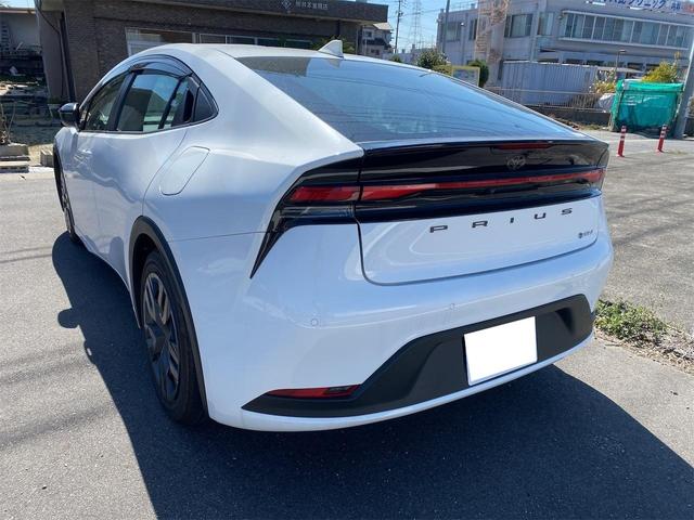 Toyota PRIUS 2023