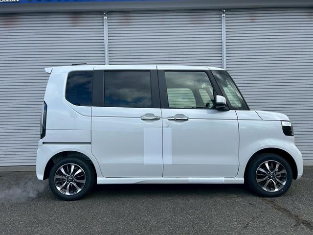 Honda N-BOX CUSTOM 2025