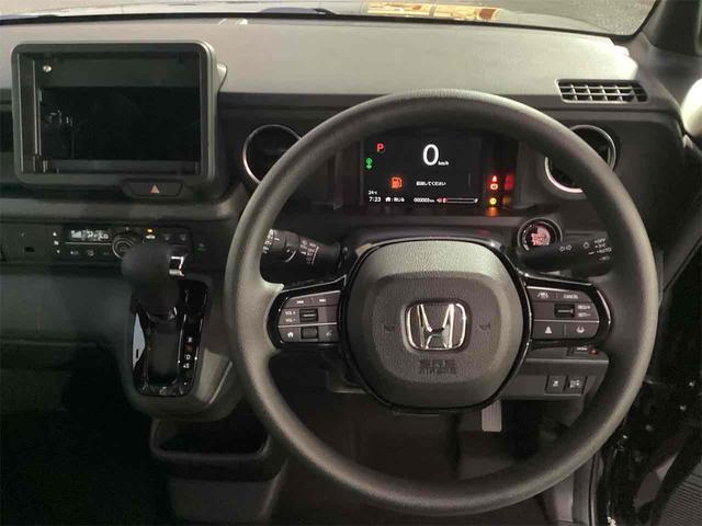 Honda N-BOX CUSTOM 2025