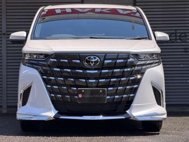 Toyota ALPHARD HYBRID 2026