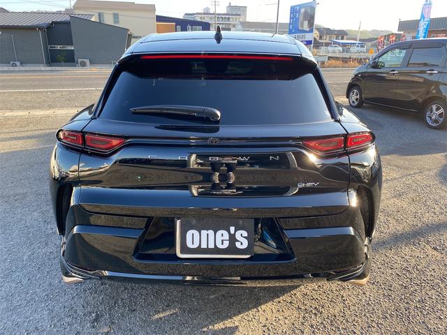 Toyota CROWN SPORT 2023