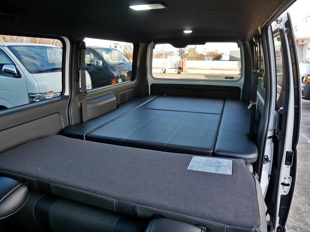 Toyota HIACE VAN 2025